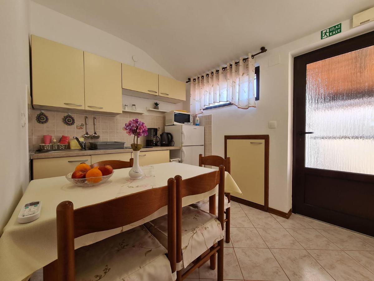 Apartments Slavko 1179 Banjole Extérieur photo